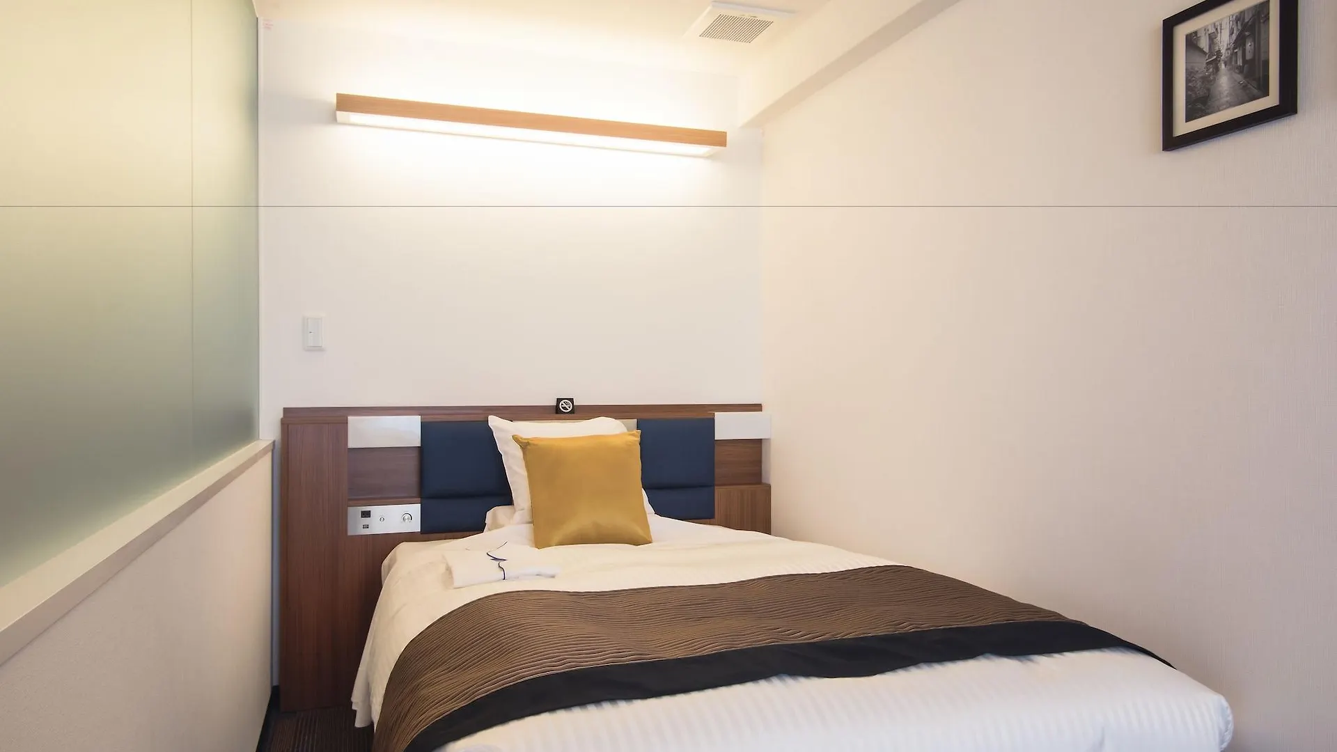 Hotel Mystays Shinsaibashi East Osaka 3*,  Japan
